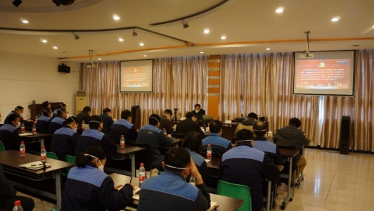 重慶水務環(huán)境集團黨委副書記、總經(jīng)理曲斌到三峰環(huán)境開展黨的二十大精神宣講